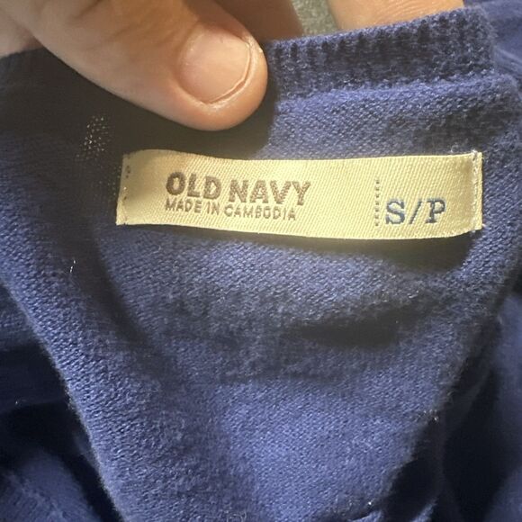 Old Navy Woman’s Cardigan Size Small - Picture 8 of 9